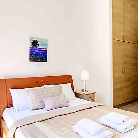 Sea Breeze Hideaway Hotel